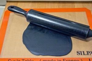 Rolling the Fondant